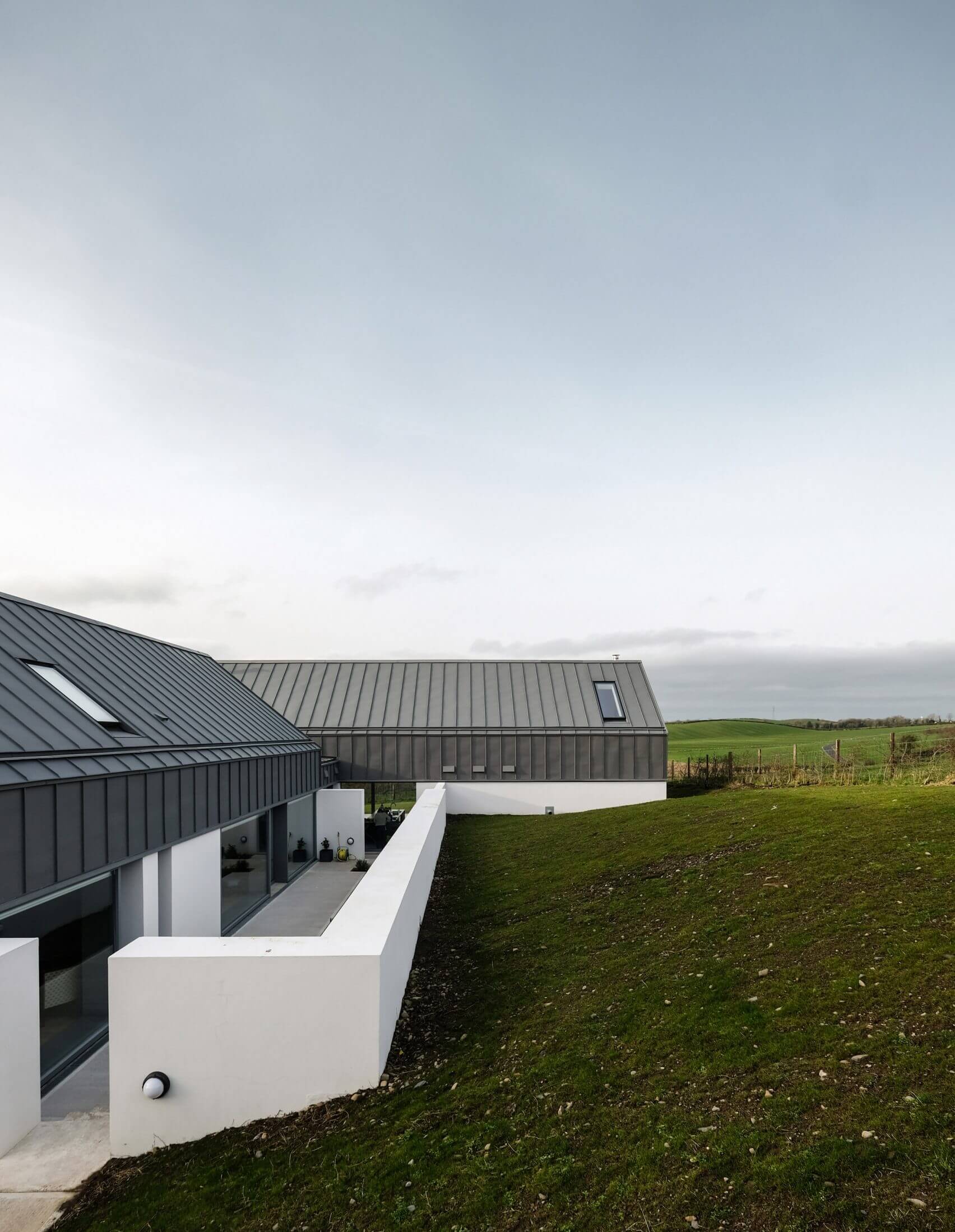 house-lessans-mcgonigle-mcgrath-architecture-residential-riba-house-of-the-year-northern-island_dezeen_2364_col_2-1704x2198